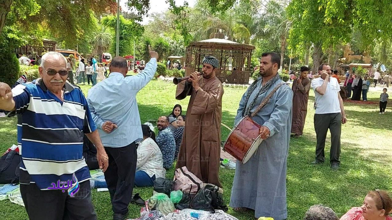 هل شم النسيم إجازة رسمية للقطاع الخاص؟.. وزير العمل يحسم الجدل 5 هل شم النسيم إجازة رسمية للقطاع الخاص؟ وزير العمل يحسم الجدل